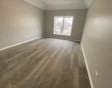 9 W Quincy Street - Photo Thumbnail 4