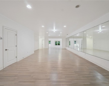 1330 Atherton Park - Photo Thumbnail 26