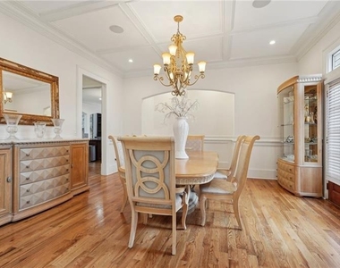 343 Summer Garden Drive - Photo Thumbnail 17