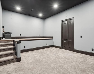 343 Summer Garden Drive - Photo Thumbnail 67