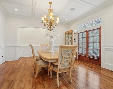 343 Summer Garden Drive - Photo Thumbnail 18
