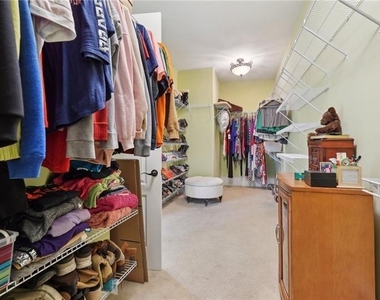 343 Summer Garden Drive - Photo Thumbnail 49