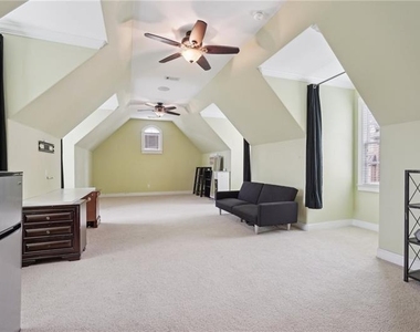 343 Summer Garden Drive - Photo Thumbnail 62