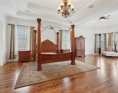 343 Summer Garden Drive - Photo Thumbnail 42