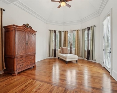 343 Summer Garden Drive - Photo Thumbnail 40