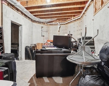 343 Summer Garden Drive - Photo Thumbnail 73