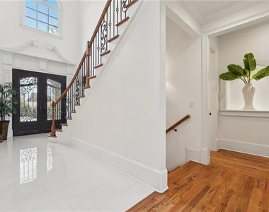 343 Summer Garden Drive - Photo Thumbnail 5