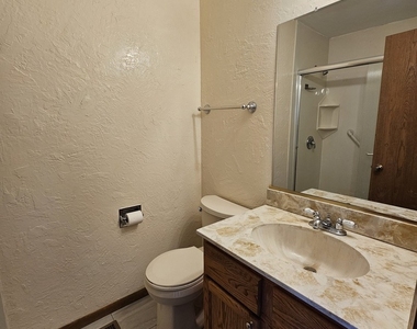 1820 77th Street - Photo Thumbnail 10