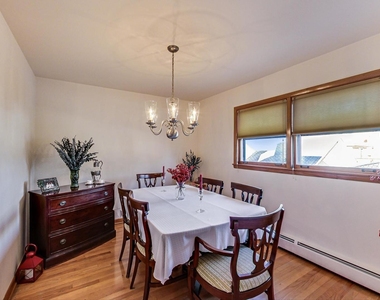 6430 W Gunnison Street - Photo Thumbnail 13