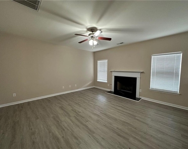 1335 Rocky Shoals Lane - Photo Thumbnail 4