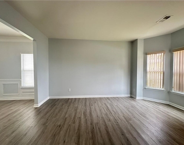 1335 Rocky Shoals Lane - Photo Thumbnail 12