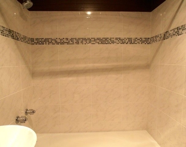 1355 N Sandburg Terrace - Photo Thumbnail 8