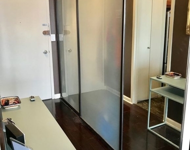 1355 N Sandburg Terrace - Photo Thumbnail 9
