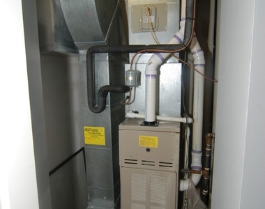 7732 N Paulina Street - Photo Thumbnail 7