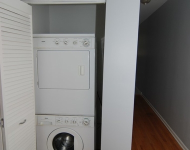 7732 N Paulina Street - Photo Thumbnail 8