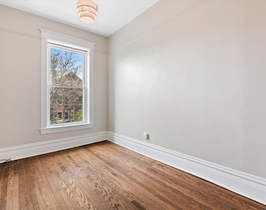 3751 N Clifton Avenue - Photo Thumbnail 12