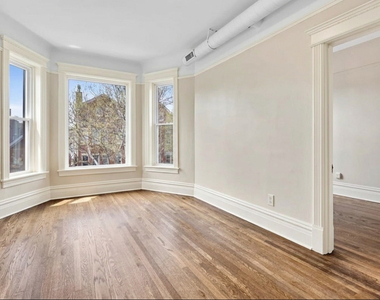 3751 N Clifton Avenue - Photo Thumbnail 3