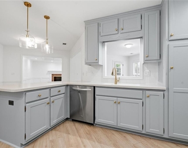 330 Carybell Lane - Photo Thumbnail 13