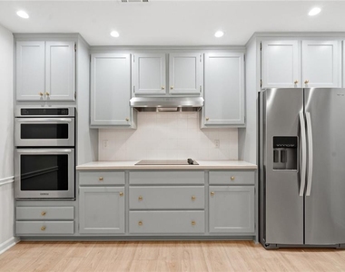 330 Carybell Lane - Photo Thumbnail 10