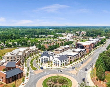330 Carybell Lane - Photo Thumbnail 31