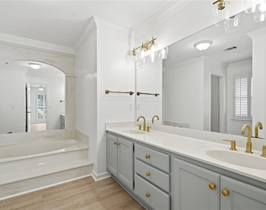 330 Carybell Lane - Photo Thumbnail 16
