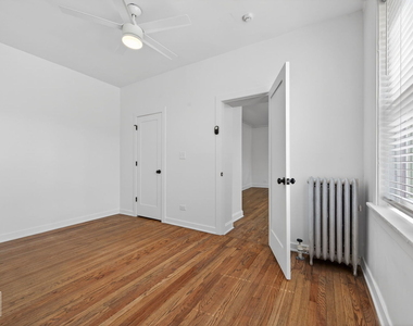 2154 W Arthur Avenue - Photo Thumbnail 10