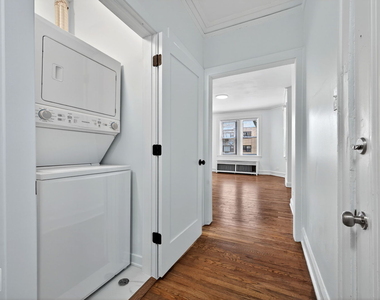 2154 W Arthur Avenue - Photo Thumbnail 12