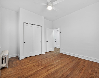 2154 W Arthur Avenue - Photo Thumbnail 9