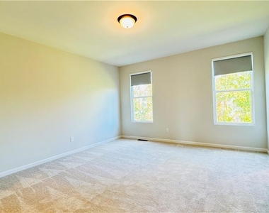 1475 Creekside Circle Nw - Photo Thumbnail 17
