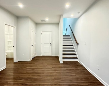 1475 Creekside Circle Nw - Photo Thumbnail 32
