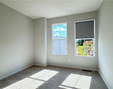 1475 Creekside Circle Nw - Photo Thumbnail 22