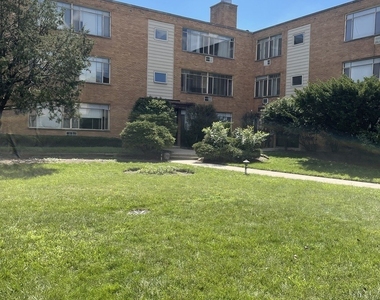 2515 W Jerome Street - Photo Thumbnail 7