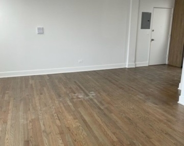 2515 W Jerome Street - Photo Thumbnail 2