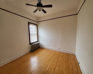 2334 N Campbell Avenue - Photo Thumbnail 16