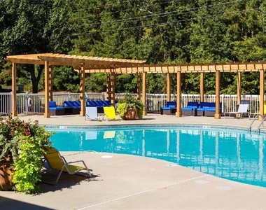 50 Evergreen Way - Photo Thumbnail 6