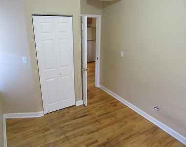 2251 W Rosemont Avenue - Photo Thumbnail 13