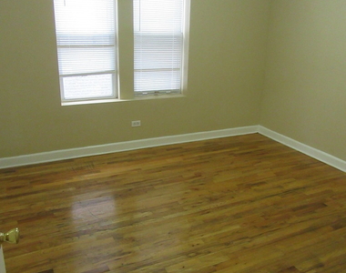 2251 W Rosemont Avenue - Photo Thumbnail 7