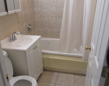 2251 W Rosemont Avenue - Photo Thumbnail 9