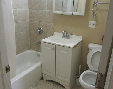 2251 W Rosemont Avenue - Photo Thumbnail 14