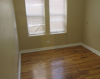 2251 W Rosemont Avenue - Photo Thumbnail 12