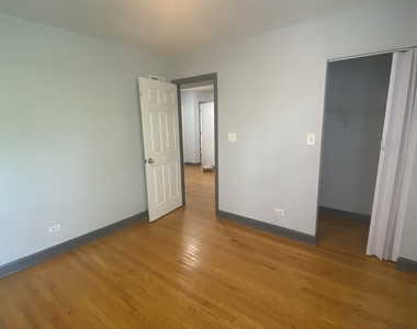 7320 N Winchester Avenue - Photo Thumbnail 5