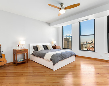 431 S Dearborn Street - Photo Thumbnail 13