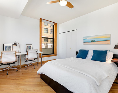 431 S Dearborn Street - Photo Thumbnail 17
