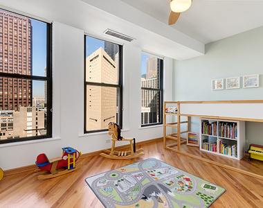 431 S Dearborn Street - Photo Thumbnail 5