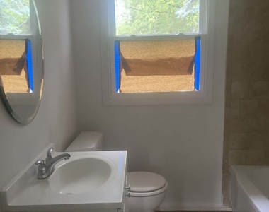 212 Romayne Avenue - Photo Thumbnail 1