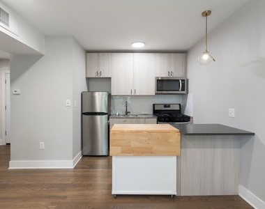 4004 N Bell Avenue - Photo Thumbnail 2
