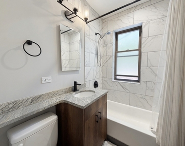 4004 N Bell Avenue - Photo Thumbnail 4