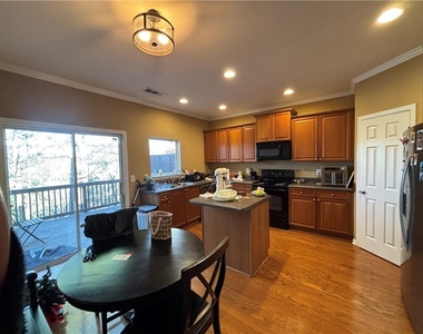 1161 Liberty Parkway Nw - Photo Thumbnail 6