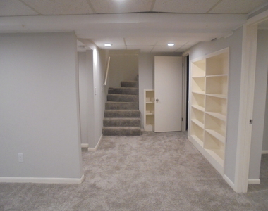 1130 Laurel Drive - Photo Thumbnail 24