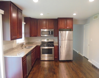 1130 Laurel Drive - Photo Thumbnail 8